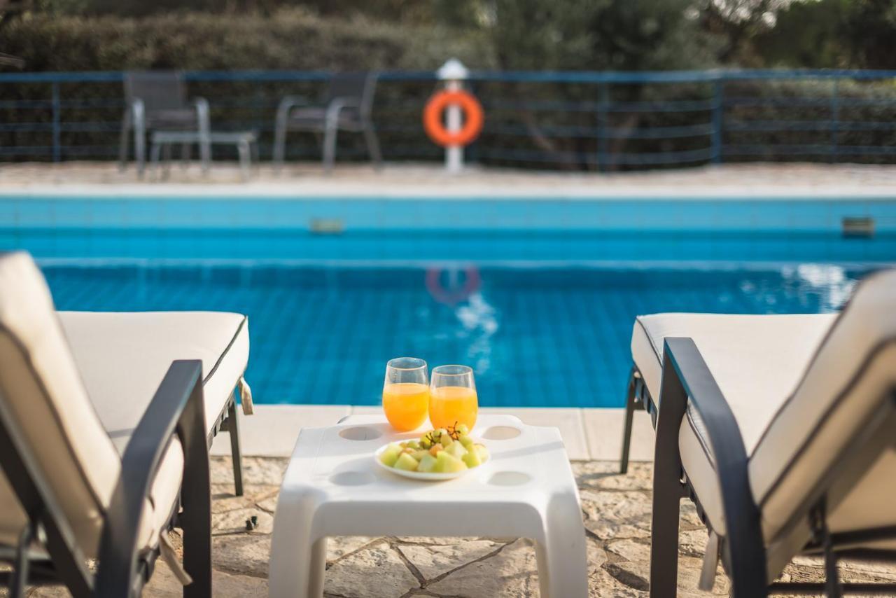 Summer Villa Pasiphae Private Pool - Bbq -Beach 2Min Соунио Екстериор снимка